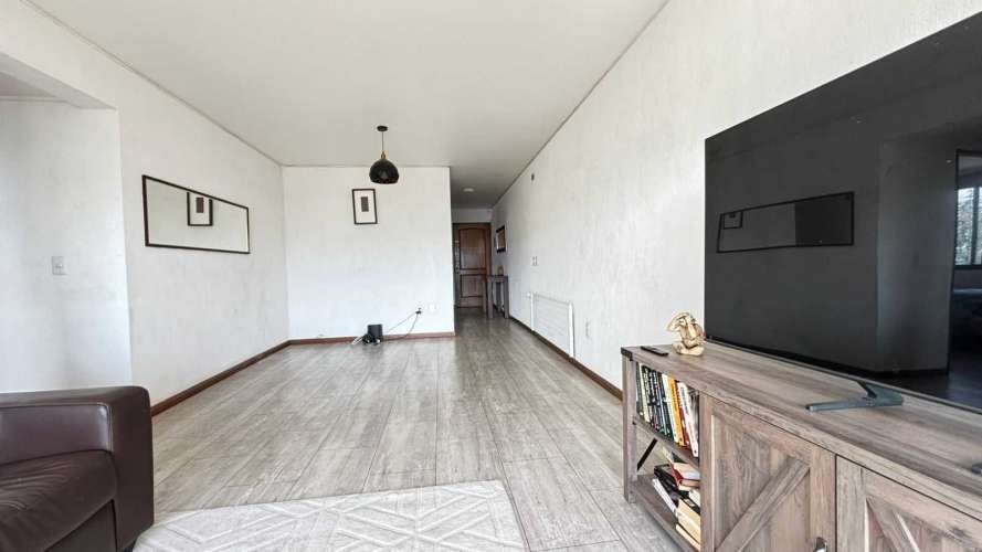 VENDO LINDO DEPTO EN CALLE HOLANDESA (68683)