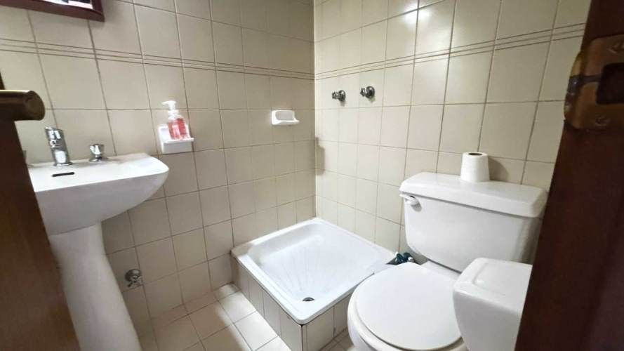 VENDO LINDO DEPTO EN CALLE HOLANDESA (68683)