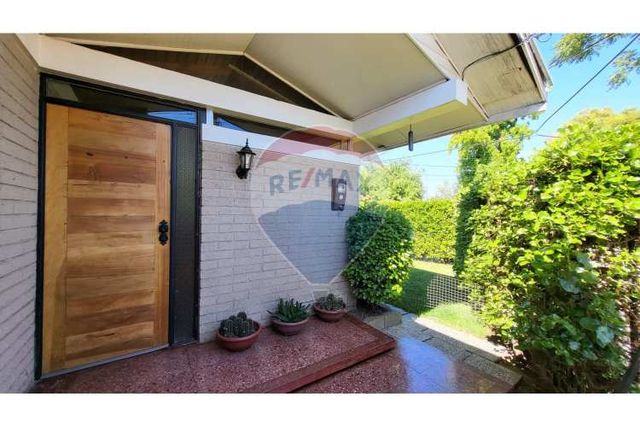 Se aceptan ofertas por hogar en villa san agustín