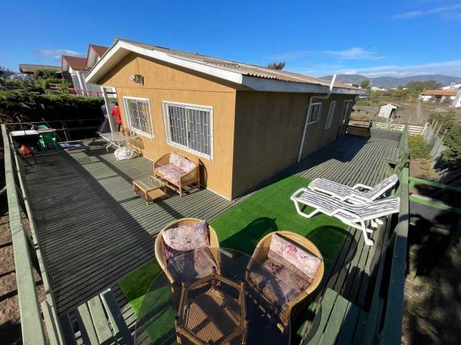 Cabaña en maitencillo 4d 2b 8 E (69852)