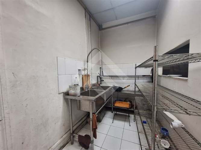 LOCAL COMERCIAL Caming con san pablo