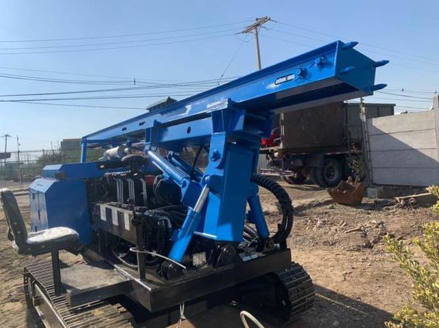 HINCADORA DE POSTES NUEVA