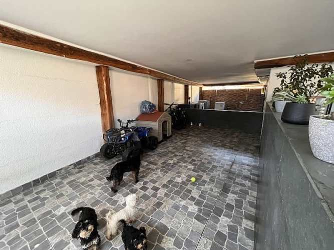 SE VENDE CASA ESQUINA 4D+3B SAN BERNARDO