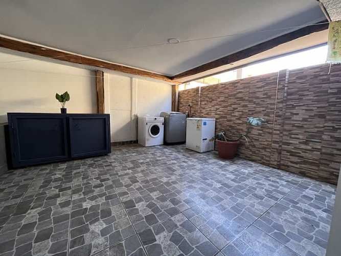 SE VENDE CASA ESQUINA 4D+3B SAN BERNARDO