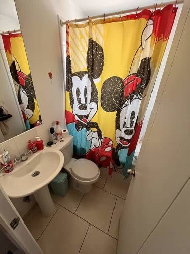 SE VENDE CASA ESQUINA 4D+3B SAN BERNARDO