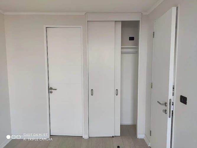 SE VENDE DEPTO 1D+1B METRO ECUADOR