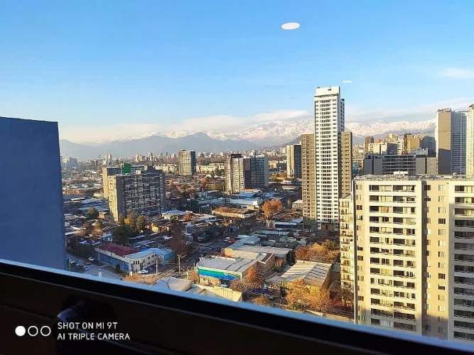 SE VENDE DEPTO 1D+1B METRO ECUADOR