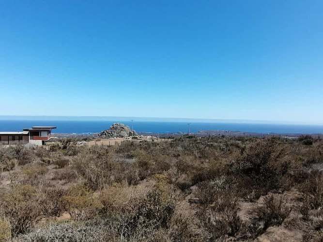 VENDO TERRENO ROCAS DEL MAR - LOS MOLLES