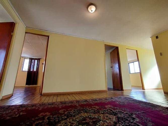 CASA DE 2 PISOS EN ÑUÑOA 4D/2B DE 220M2