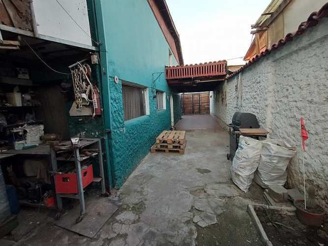 Casa de 2 pisos con 3D/2B. Privilegiada Ubicación