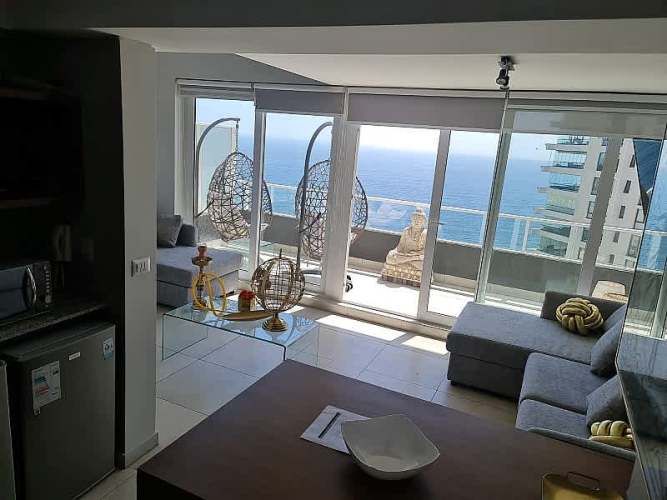 SE VENDE DUPLEX 1D 2B REÑACA NORTE VISTA AL MAR
