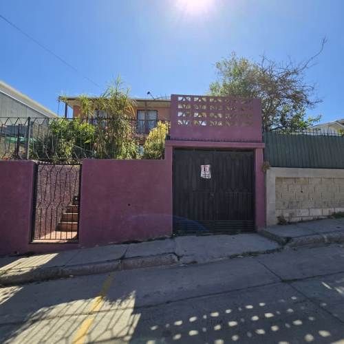 EN VENTA CASA 7 DORMITORIOS, VIÑA DEL MAR