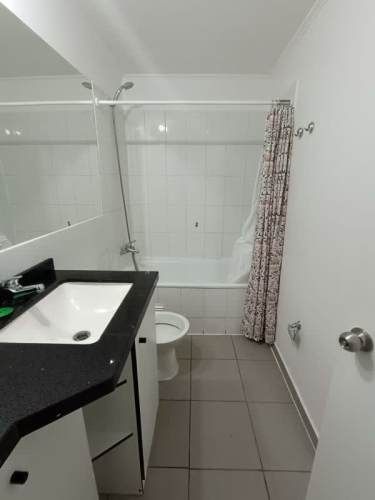 SE ARRIENDA DEPTO 2 DORMITORIOS Y 1 BAÑOS CON ESTA