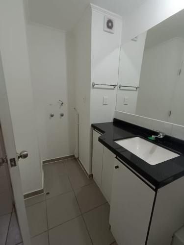 SE ARRIENDA DEPTO 2 DORMITORIOS Y 1 BAÑOS CON ESTA