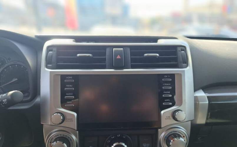 TOYOTA 4RUNNER SR5 4X2 4.0 FULL AUT. AÑO 2022