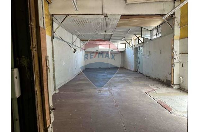 Arriendo industrial / bodega en recoleta