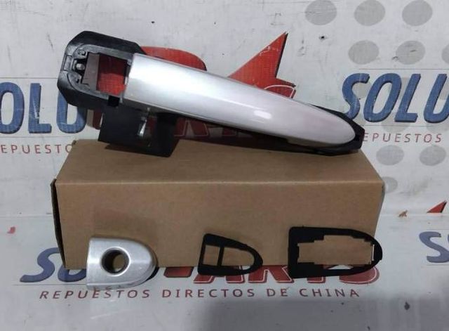 MANILLA EXTERIOR DELANTERA IZQUIERDA PARA C30