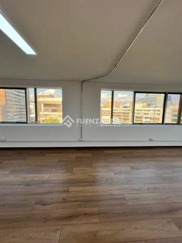 OFICINA Metro Los Leones