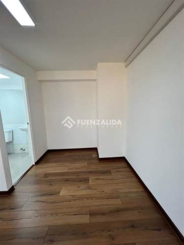 OFICINA Metro Los Leones