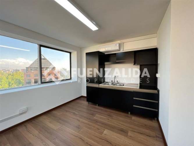 OFICINA Metro Los Leones