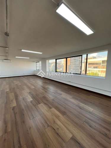 OFICINA Metro Los Leones