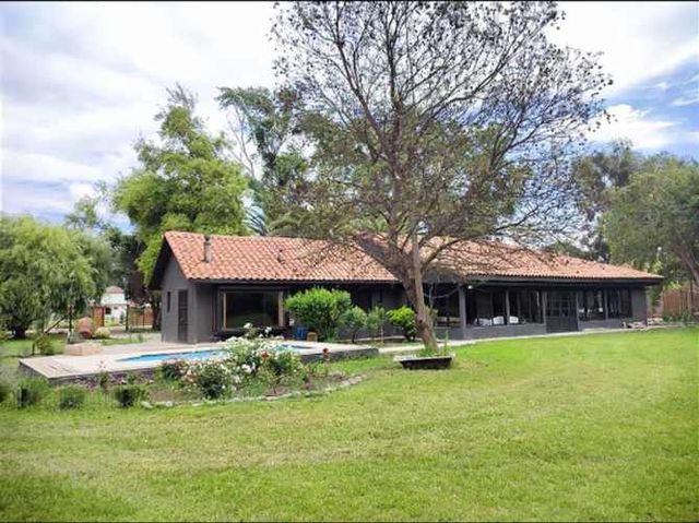 CASA Autopista el sol con Santa Adriana