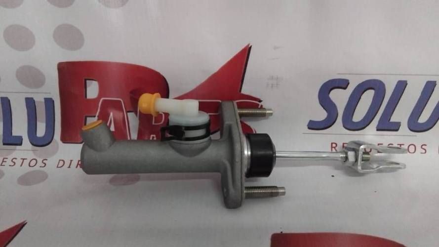 BOMBA DE EMBRAGUE PARA J4