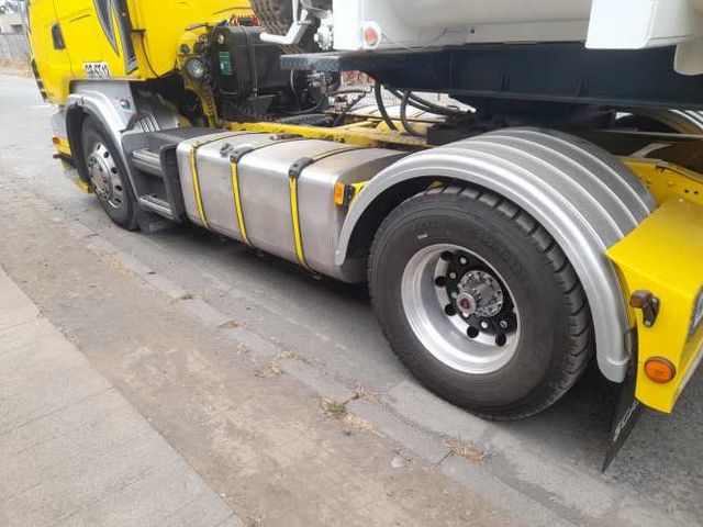 SCANIA R420 AÑO 2009 Y BATEA RANDON