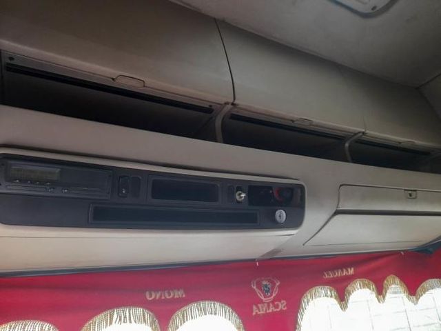 SCANIA R420 AÑO 2009 Y BATEA RANDON