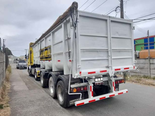 SCANIA R420 AÑO 2009 Y BATEA RANDON