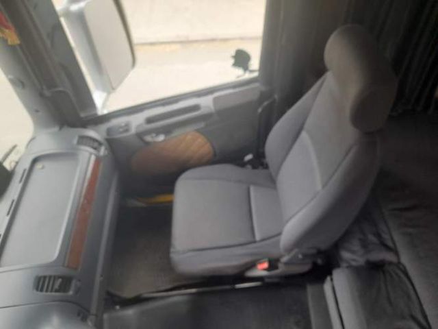 SCANIA R420 AÑO 2009 Y BATEA RANDON