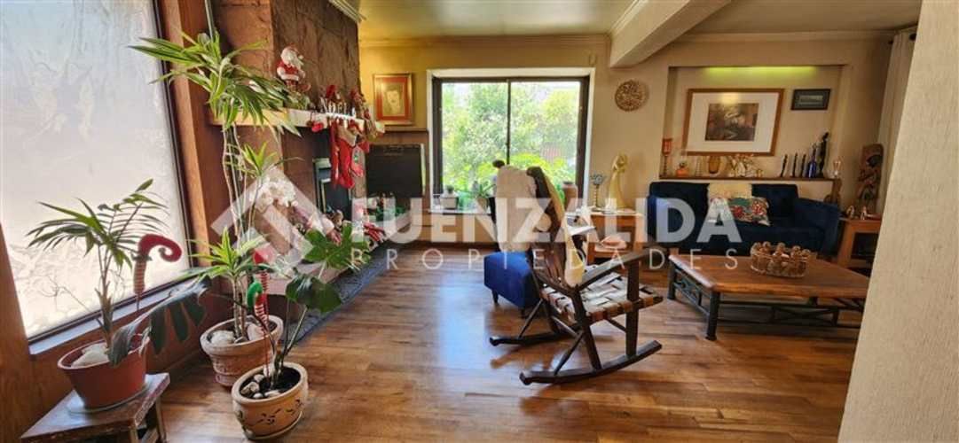 CASA Colón, Manquehue