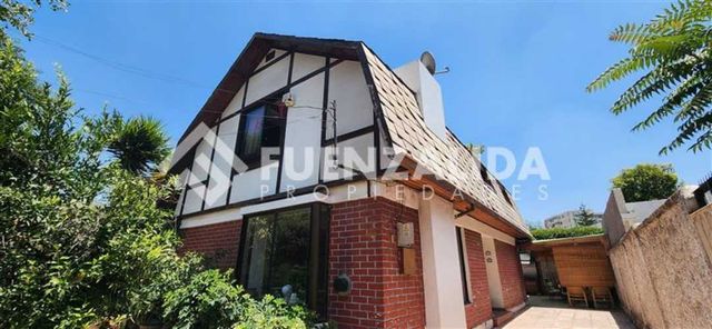 CASA Colón, Manquehue