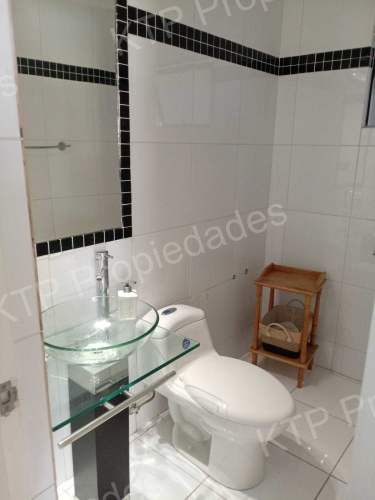 Hermosa Casa (73098)