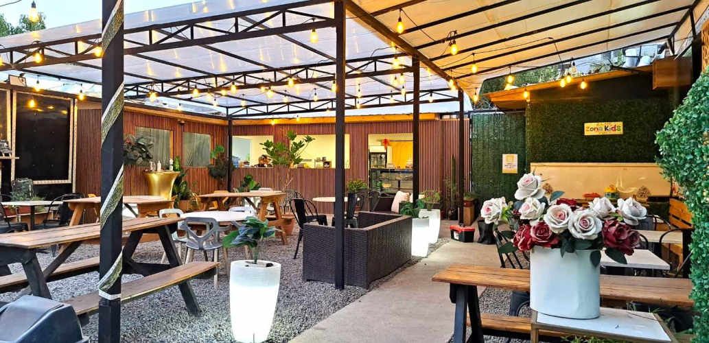 PATIO DE COMIDA (73247)