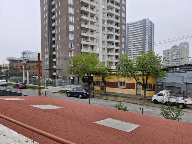 Casa con Giro Comercial  (73438)