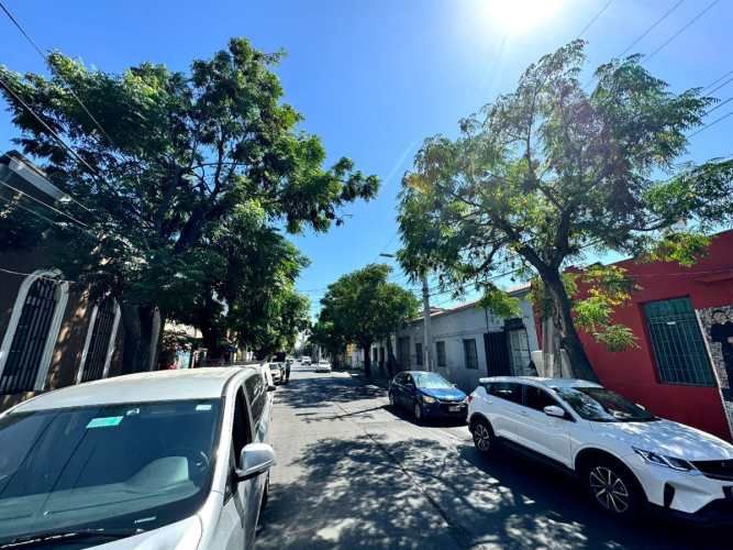 CASA Av. Mapocho / Esperanza