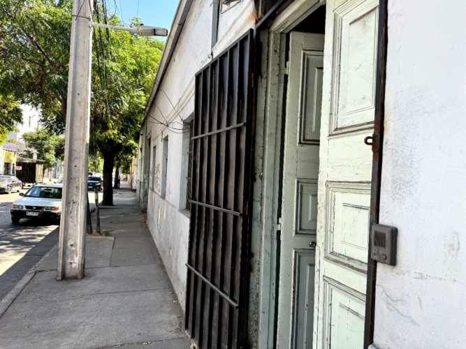 CASA Av. Mapocho / Esperanza