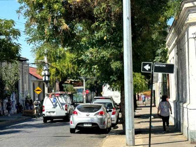 CASA Av. Mapocho / Esperanza