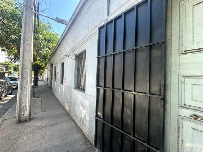 INDUSTRIAL Av. Mapocho / Esperanza