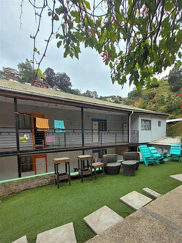 CASA a 750m de la playa, INACAP y estación Portales.