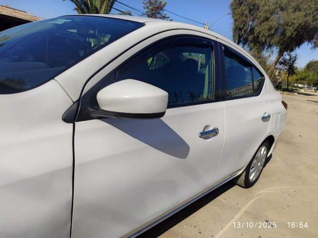NISSAN VERSA 2015