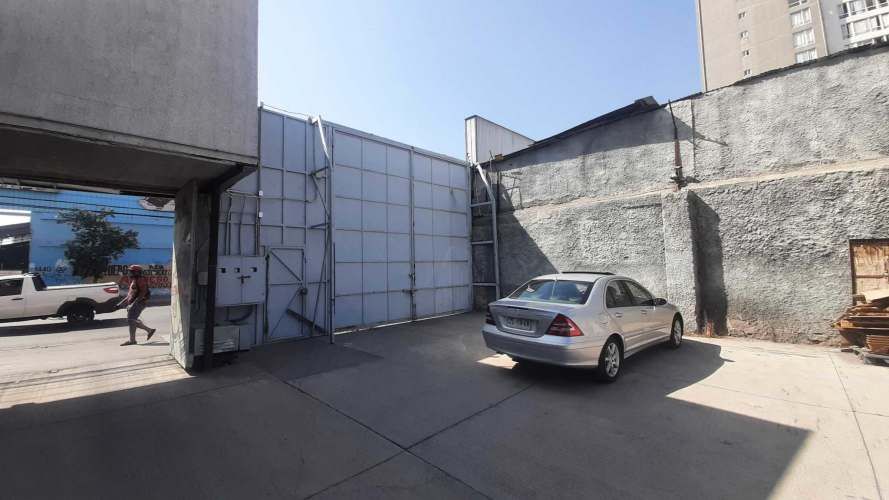 amplia bodega, taller, local comercial ,  (74980)