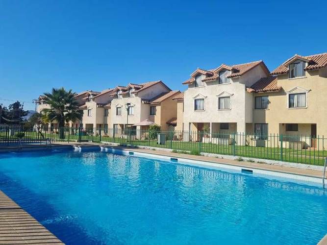 Venta casa condominio San Joaquín La Serena  (74951)