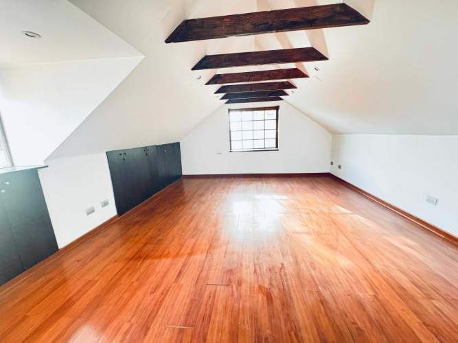 CASA CON TODO EL ESPACIO QUE NECESITAS (75771)