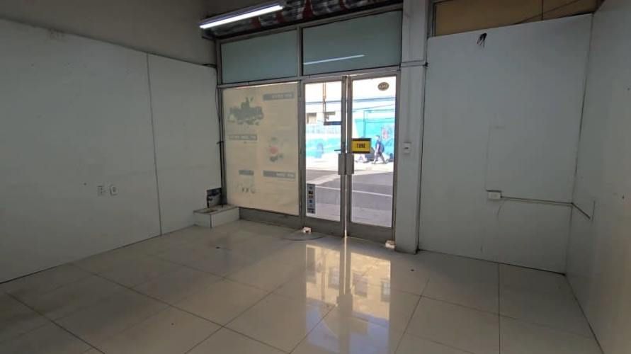 Local PEDRO MONTT CON FREIRE