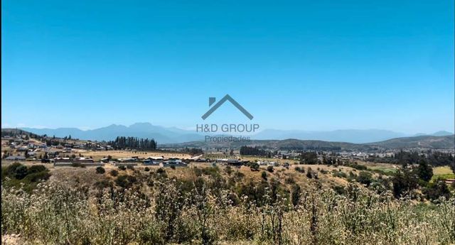 OPORTUNIDAD VENTA DE TERRENO CON HERMOSAS VISTAS 2,500 M2, EN CONDOMINIO CERRADO Y CONSOLIDADO
