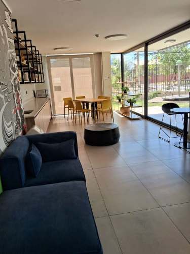 Arriendo semi nuevo departamento 2 Dormitorios Metro Quilin