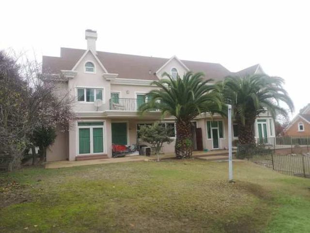 Soñada Casa En Bosques de Montemar, Viña del Mar