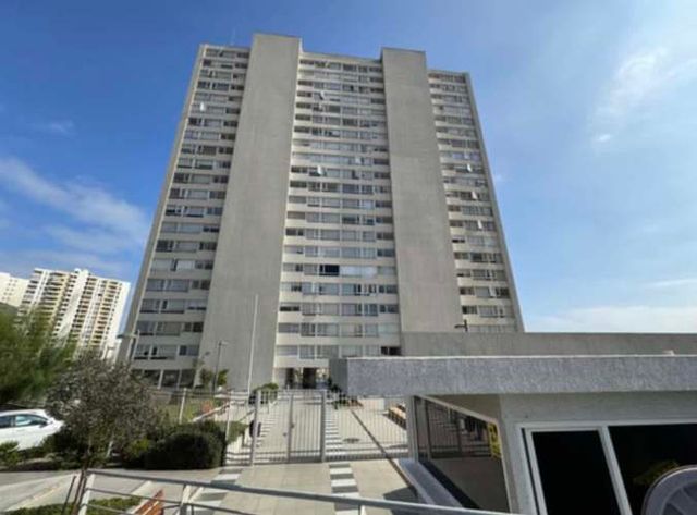 Vendo Departamento 2 Dormitorios, 2 Baños Sector sur Cerro Paranal 515.